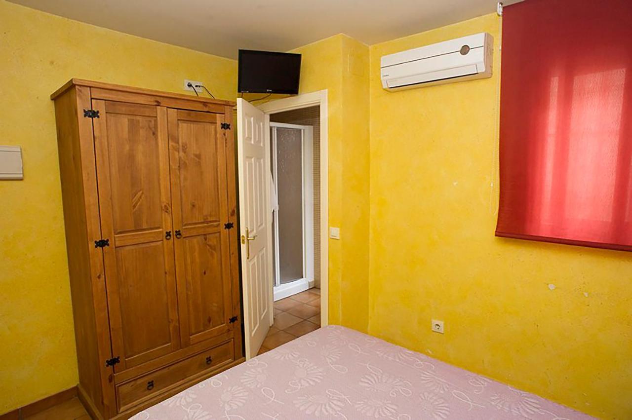 Hostal Velarde Talavera de la Reina Exteriör bild